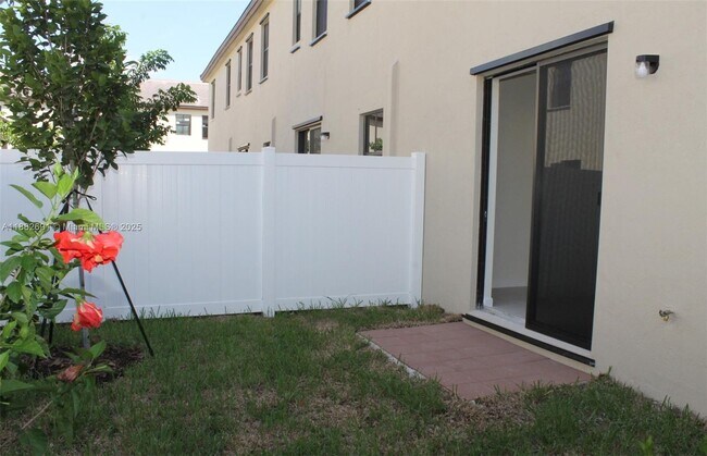 Building Photo - 11100 W 33rd Way
