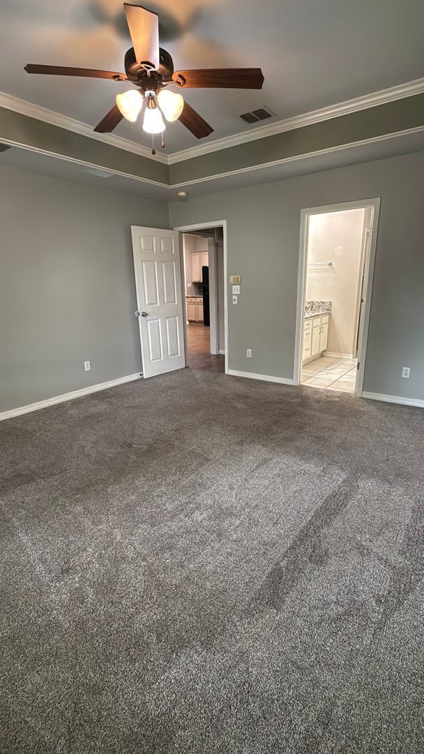 Building Photo - Rental in Shreveport