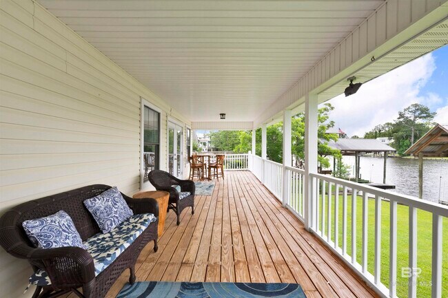 Building Photo - 15851 Keeney Dr