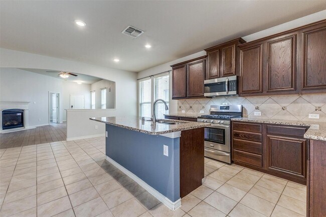 Building Photo - 5244 Canfield Ln