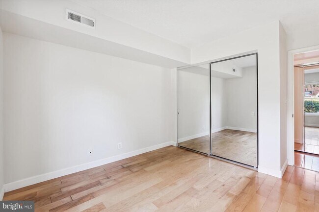 Building Photo - 7621 Tremayne Pl