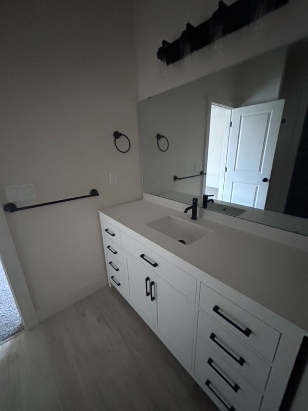 Building Photo - 108 Centennial Ct