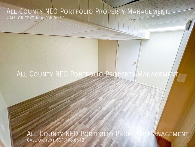 Building Photo - 3054 N Star Rd