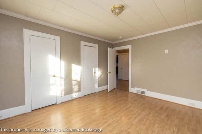 Building Photo - 1420 Amhurst St