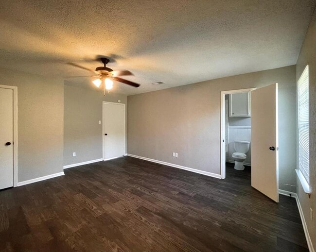 Building Photo - 1616 Northwood Blvd