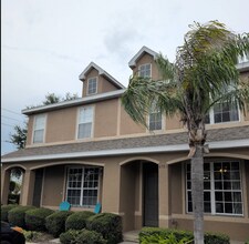 Building Photo - For Rent- 2 Bed 2 And
