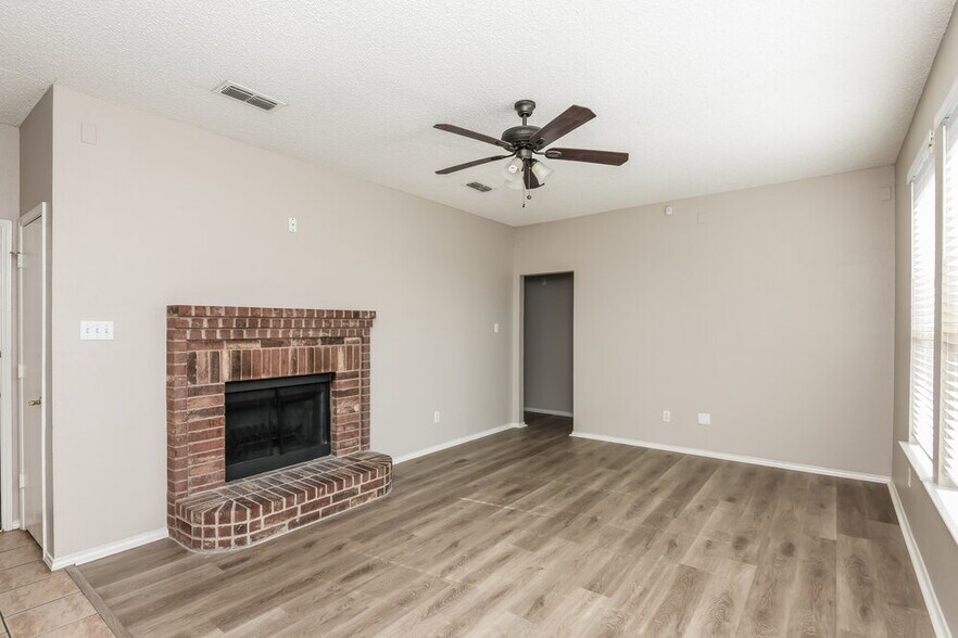 Building Photo - 6366 Rainwater Way