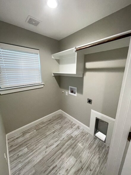 Building Photo - 2624 S Fannin Ave