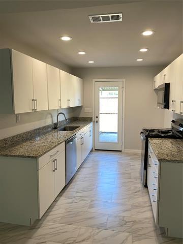 Building Photo - 13782 Brookgreen Cir