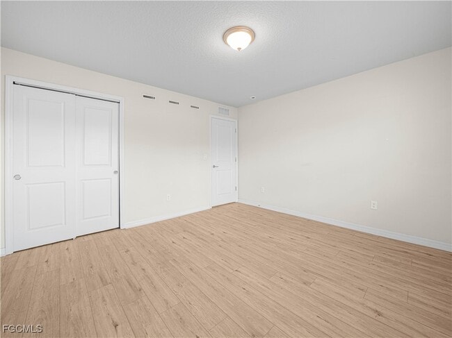 Building Photo - 4580 Sparkling Shell Ave