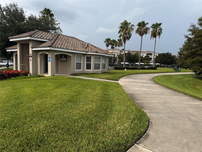 Building Photo - 3001 Greystone Loop