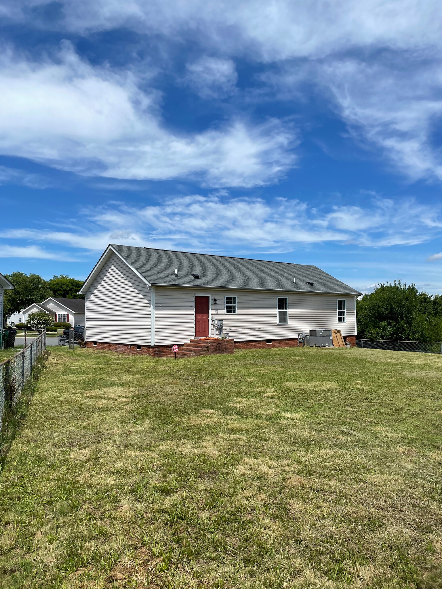 Building Photo - 905 Lyme Brook Ln