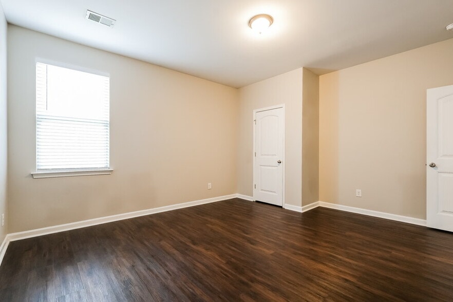 Building Photo - 3714 Humber Ct