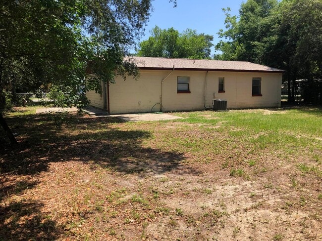 Building Photo - 516 Pelham Rd
