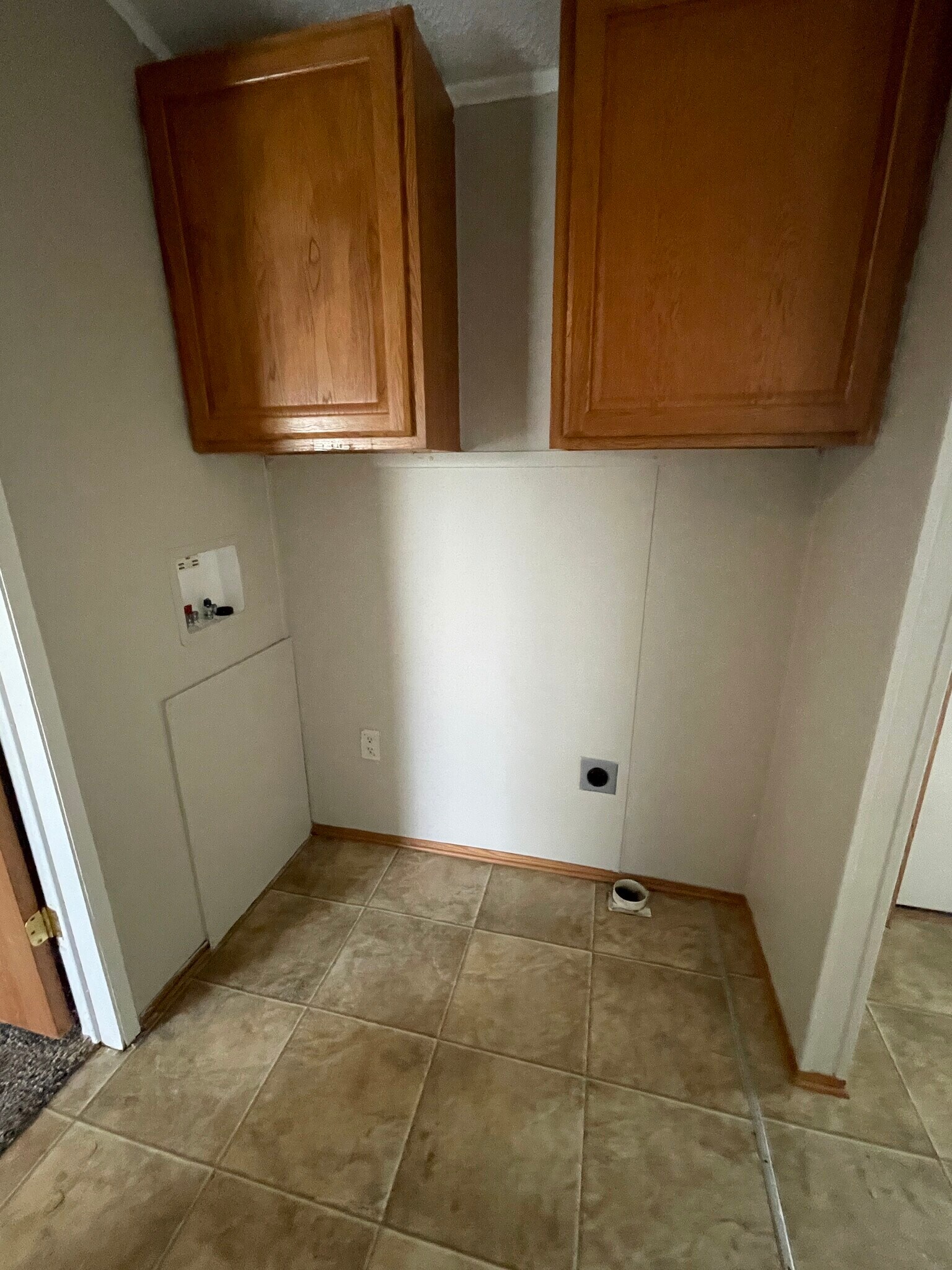 Building Photo - 18 Bellwood Dr