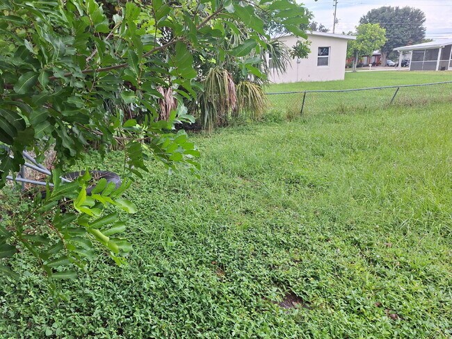 Building Photo - 3/2 Single Family Home available in Pt Cha...