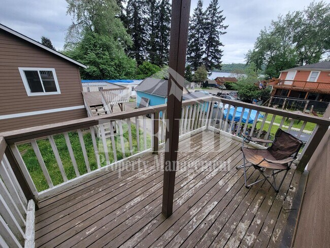 Building Photo - Centrally Located Bremerton Home With Partial View of Sinclair Inlet from Deck