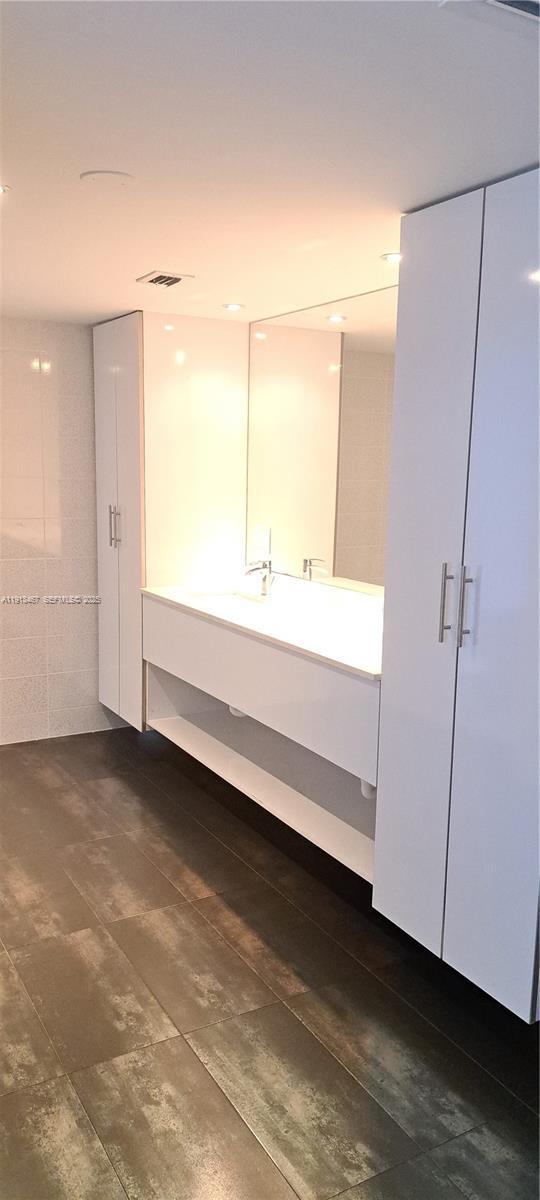 Building Photo - 468 Golden Isles Dr