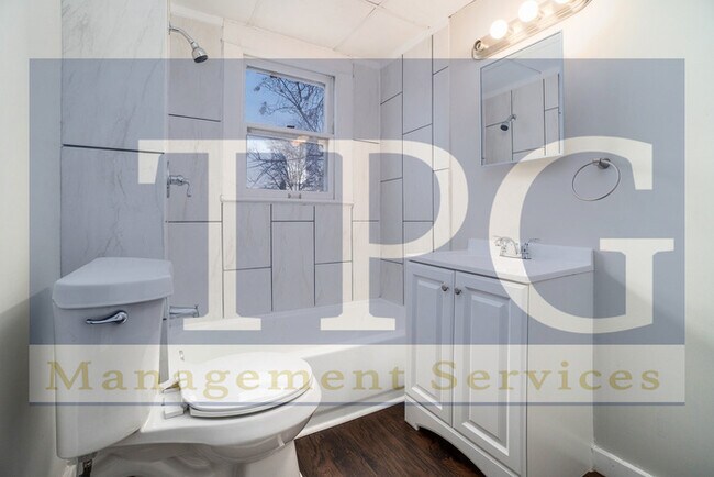 Building Photo - 3434 Olive St