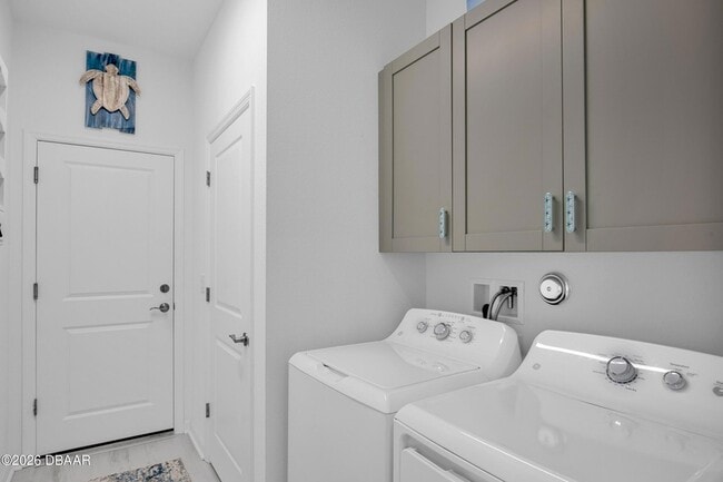 Building Photo - 533 Margaritaville Ave