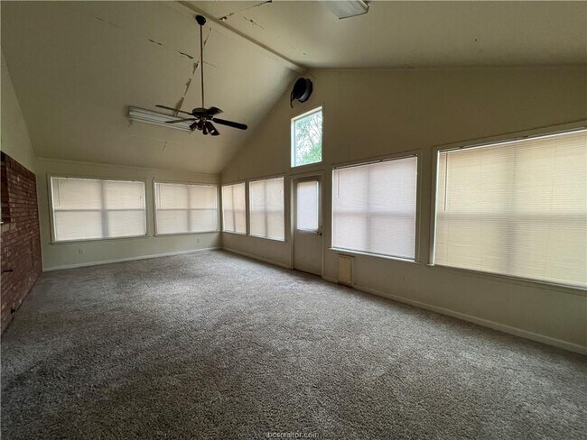 Building Photo - 2606 Melba Cir