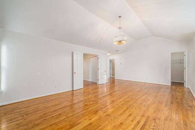 Building Photo - 1158 Alexandria Ct NE