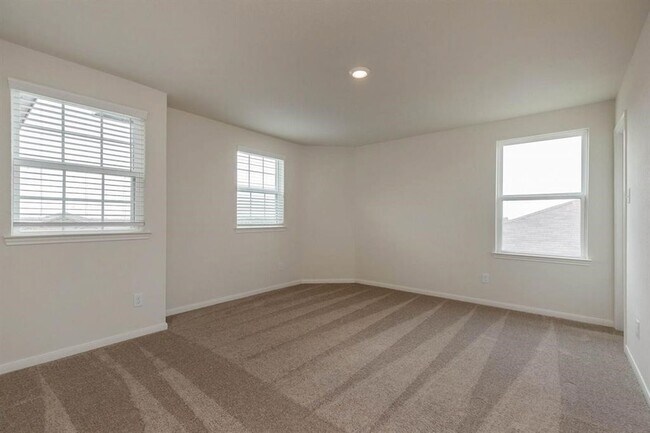 Building Photo - 20715 Nala Bear Dr