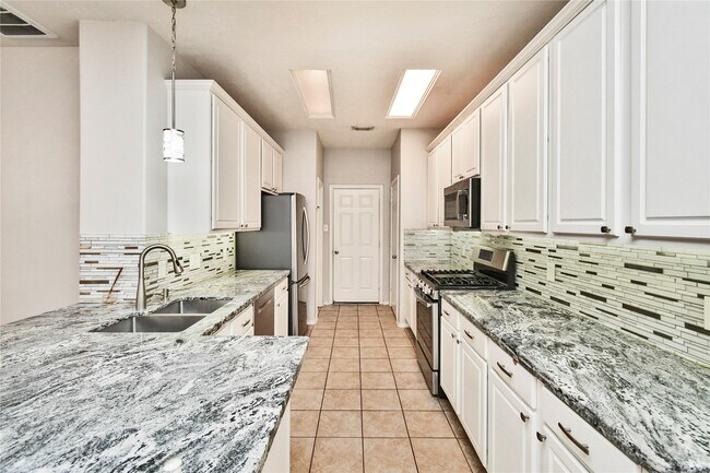 Building Photo - 62 E Stedhill Loop