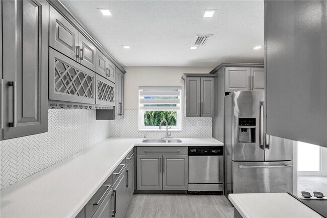 Building Photo - 11627 SW 50th St