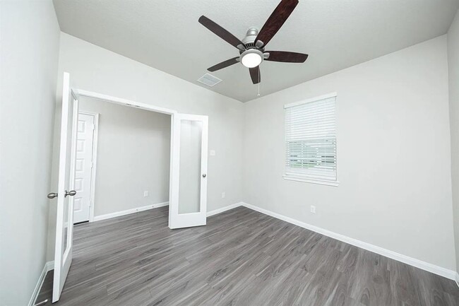 Building Photo - 5103 Hector Gustavo Dr