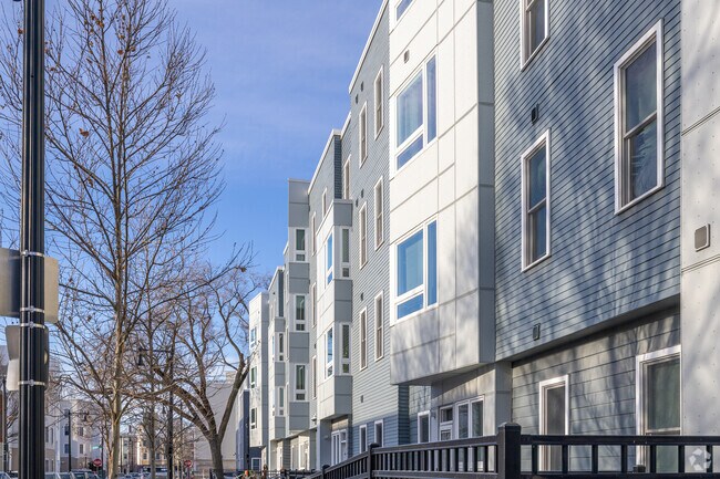Alternate - Anne M. Lynch Homes at Old Colony (Ph 3)