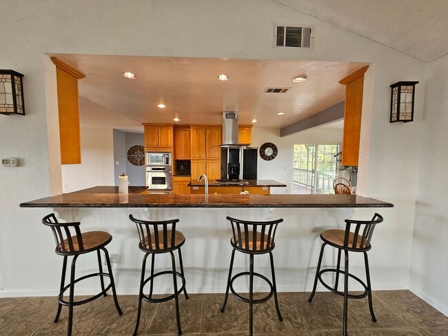 Building Photo - Breathtaking VIEWS in Hidden Valley Lake!