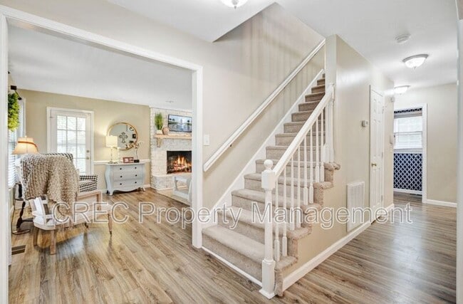 Building Photo - 109 Fort St