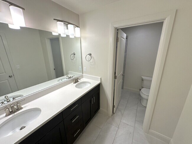 Building Photo - “St. George, Aspen Estates: 5 spacious bed...