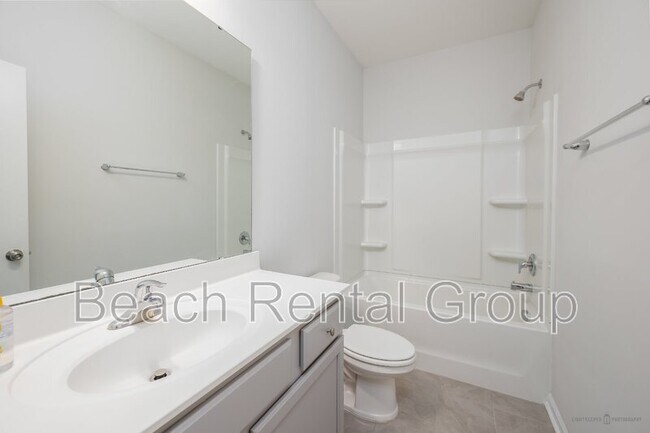 Building Photo - 741 Tattlesbury Dr