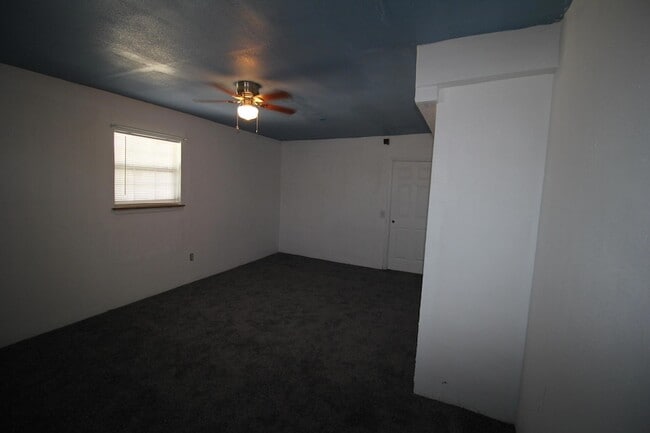 Building Photo - 8606 Gateway Blvd