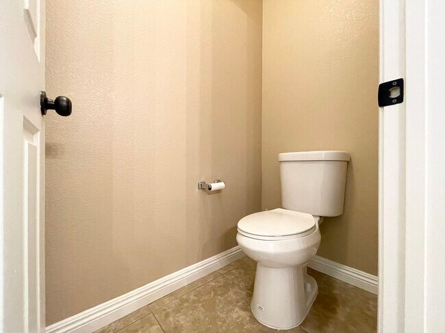 Building Photo - Dream Home in the Heart of Summerlin