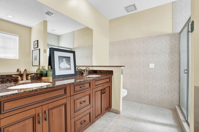 Building Photo - 468 Marbella Dr