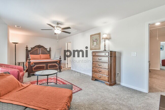 Building Photo - 6306 Pne Rdg Pt