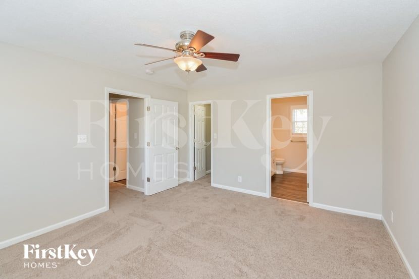 Building Photo - 1930 Whirlaway Cir