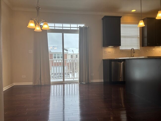 Building Photo - 10611 W 154th Pl