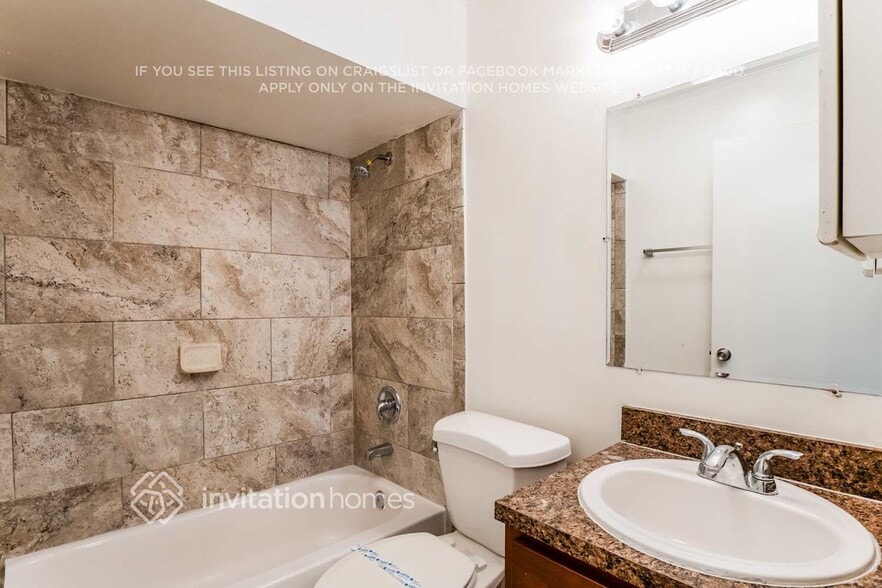 Building Photo - 3807 Spoonbill Ave