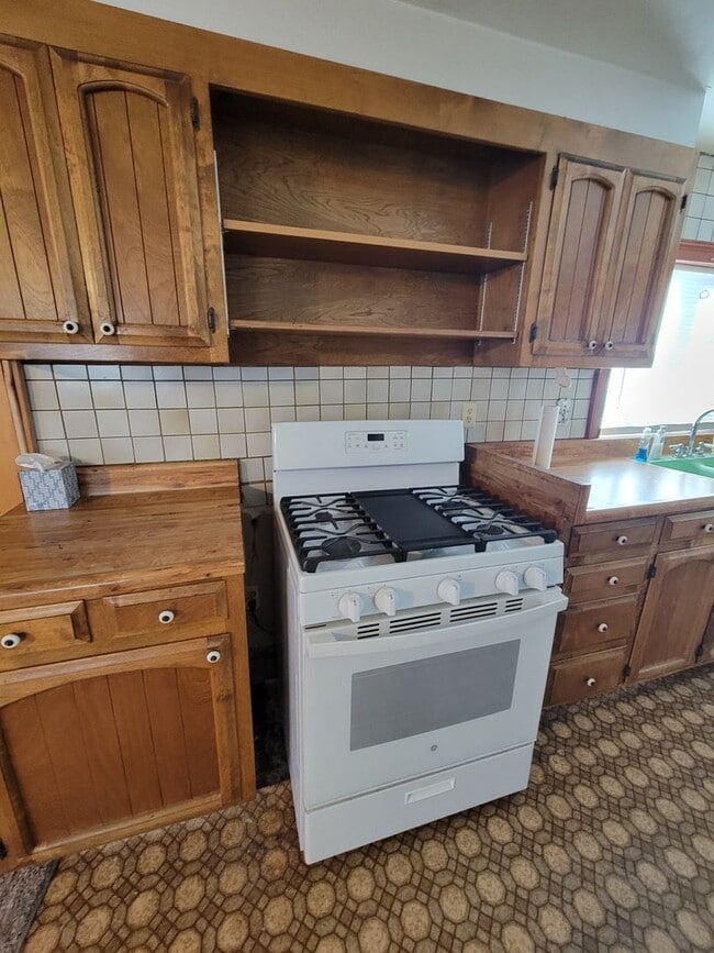Building Photo - 1 bed/1 bath in Adin CA