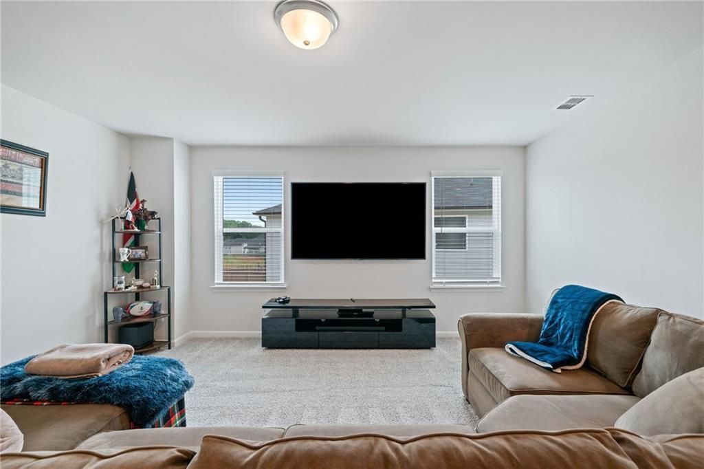 Building Photo - 5911 Green Ash Ct