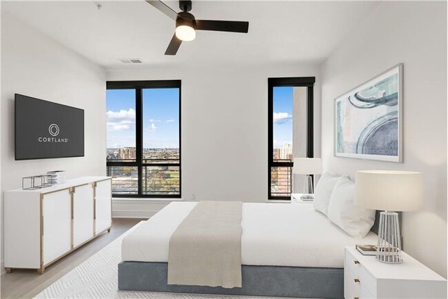 Building Photo - 3201 McKinney Ave