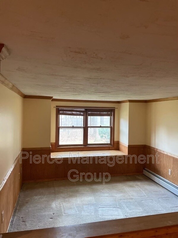 Building Photo - 37 Alice Dr