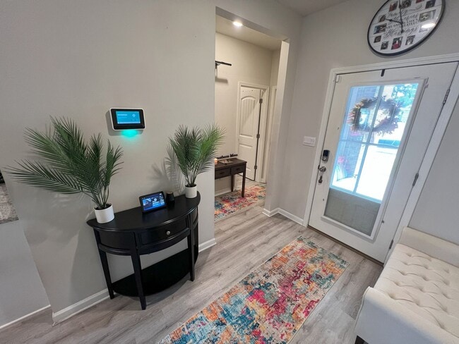 Building Photo - Stunning 4-Bedroom Home in Zachary's Mirav...