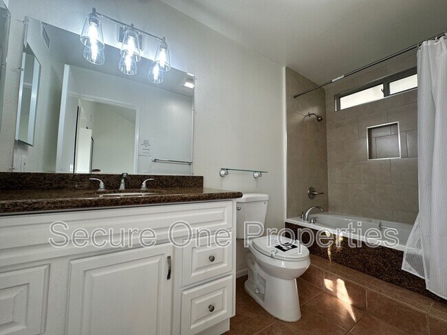 Building Photo - 2738 W Appalachian Ct