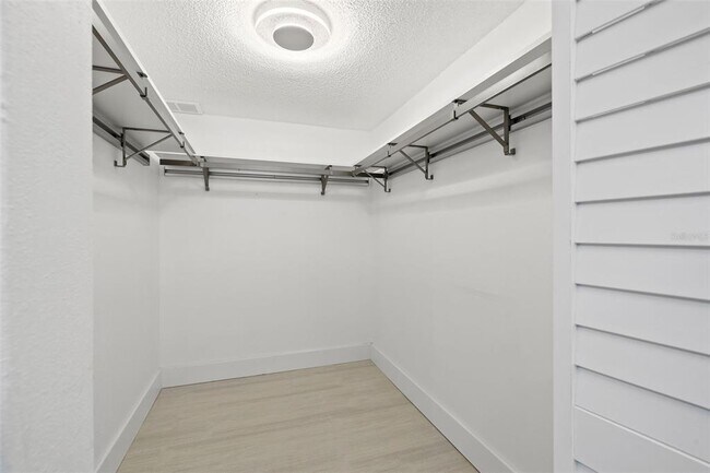 Building Photo - 301 87th Ave