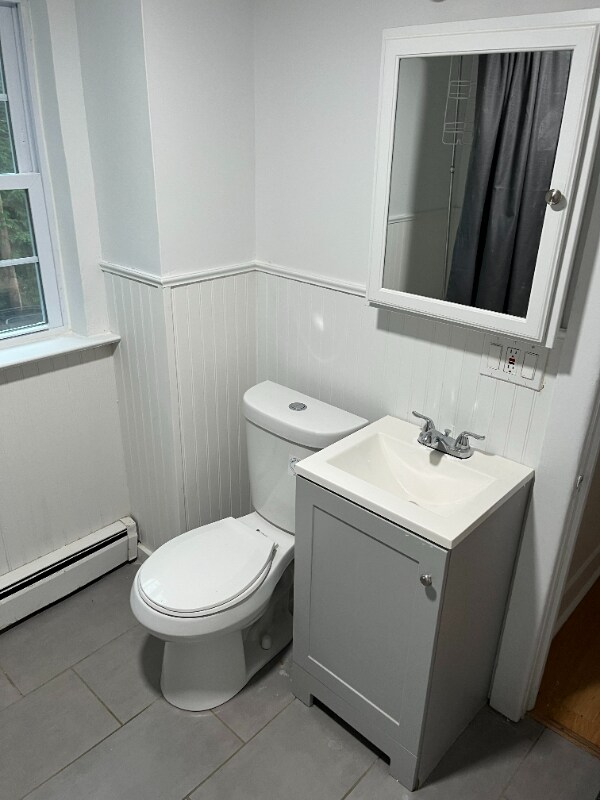 Building Photo - 261 Hillside Ave